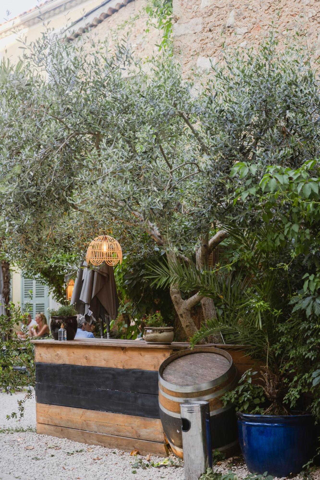 Auberge De La Tour Aups Dış mekan fotoğraf