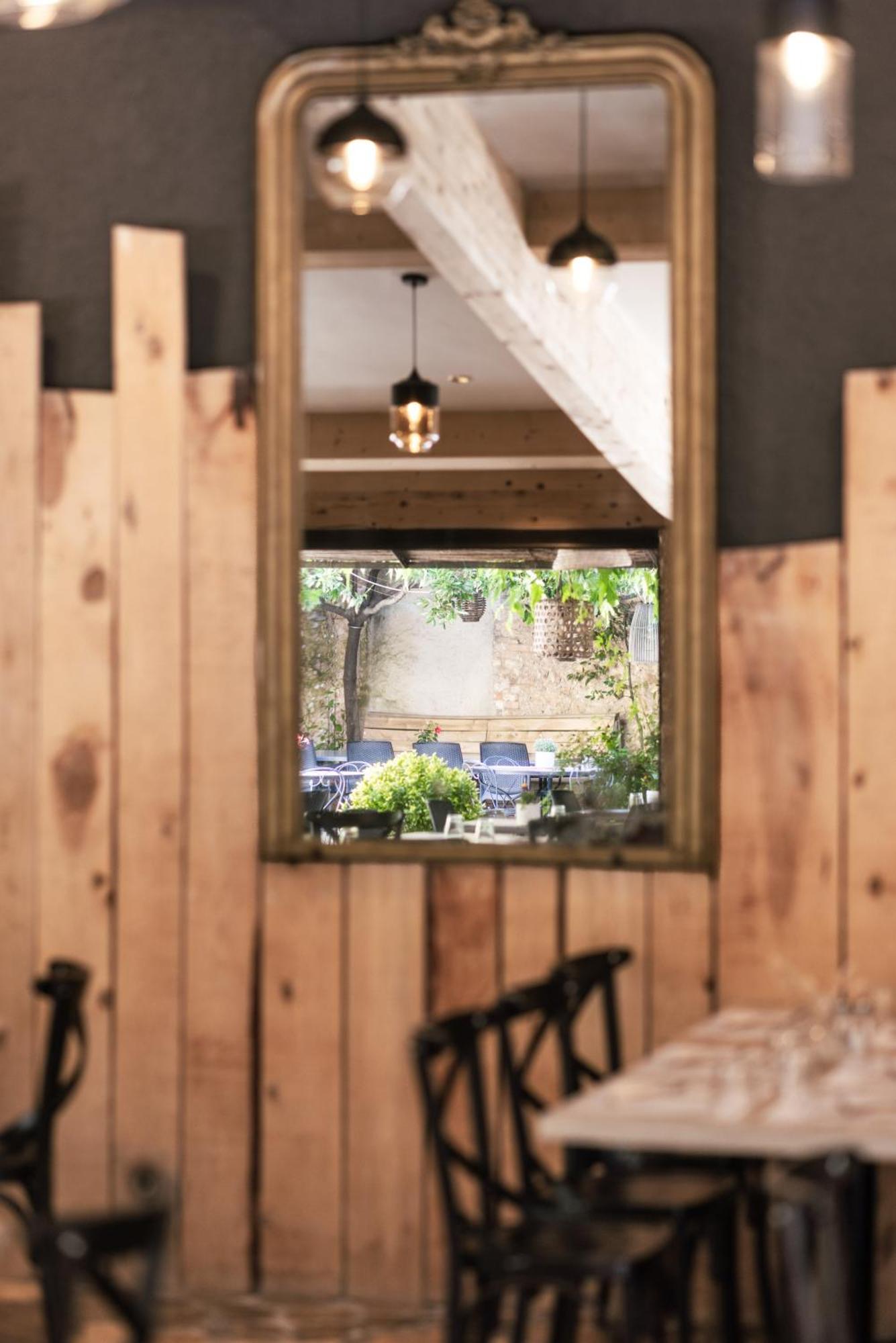 Auberge De La Tour Aups Dış mekan fotoğraf