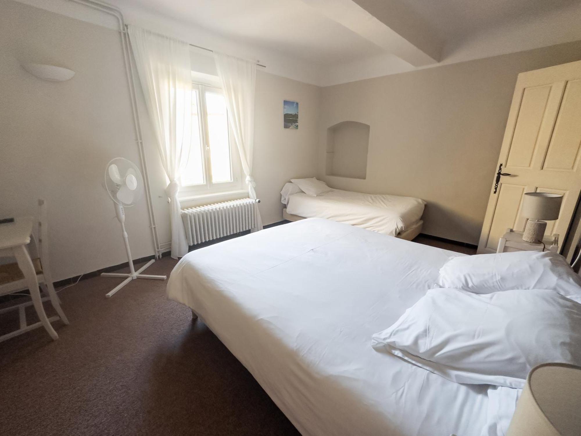 Auberge De La Tour Aups Dış mekan fotoğraf